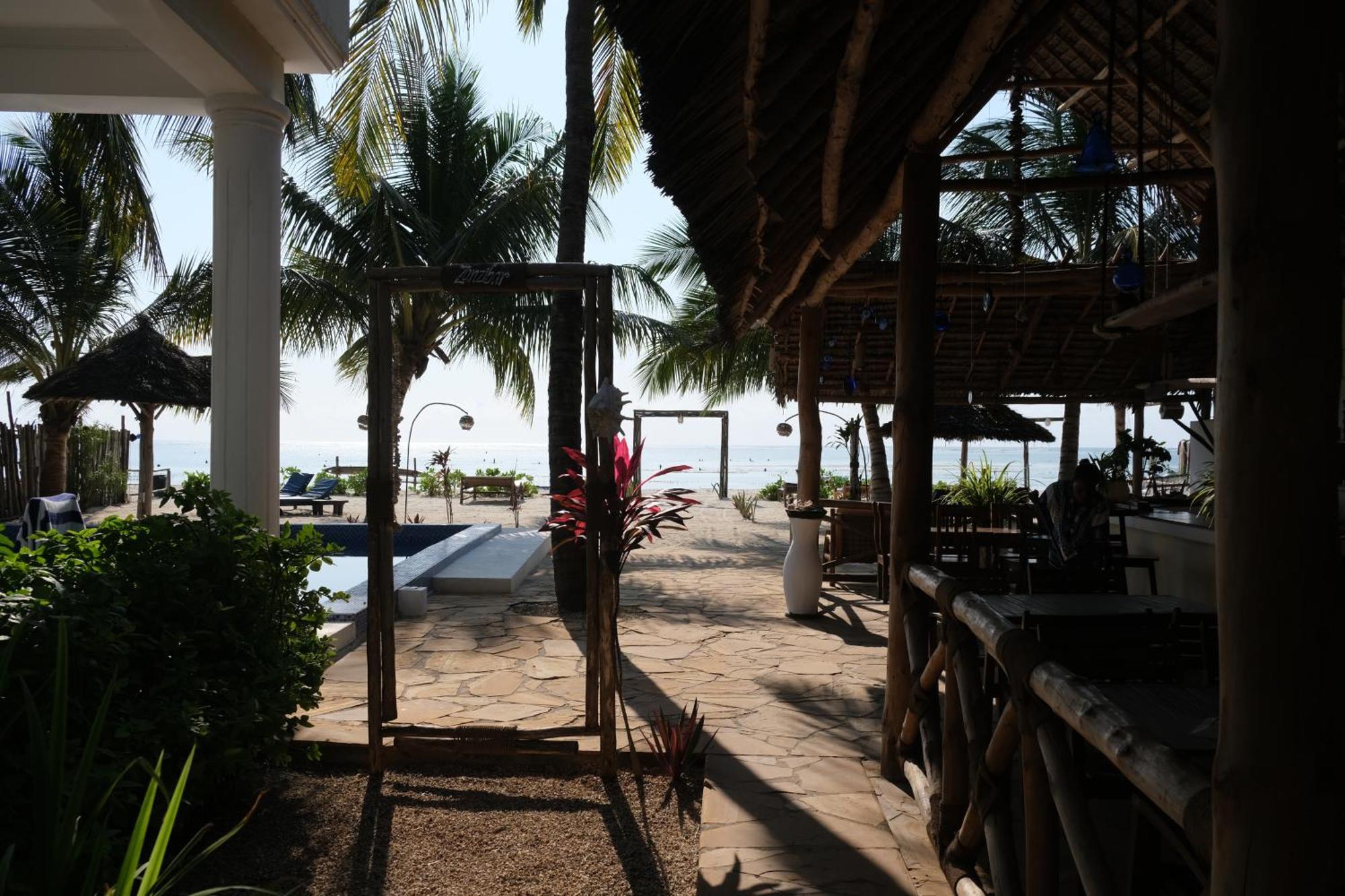 Hotel Sofia Sea View Pwani Mchangani Esterno foto